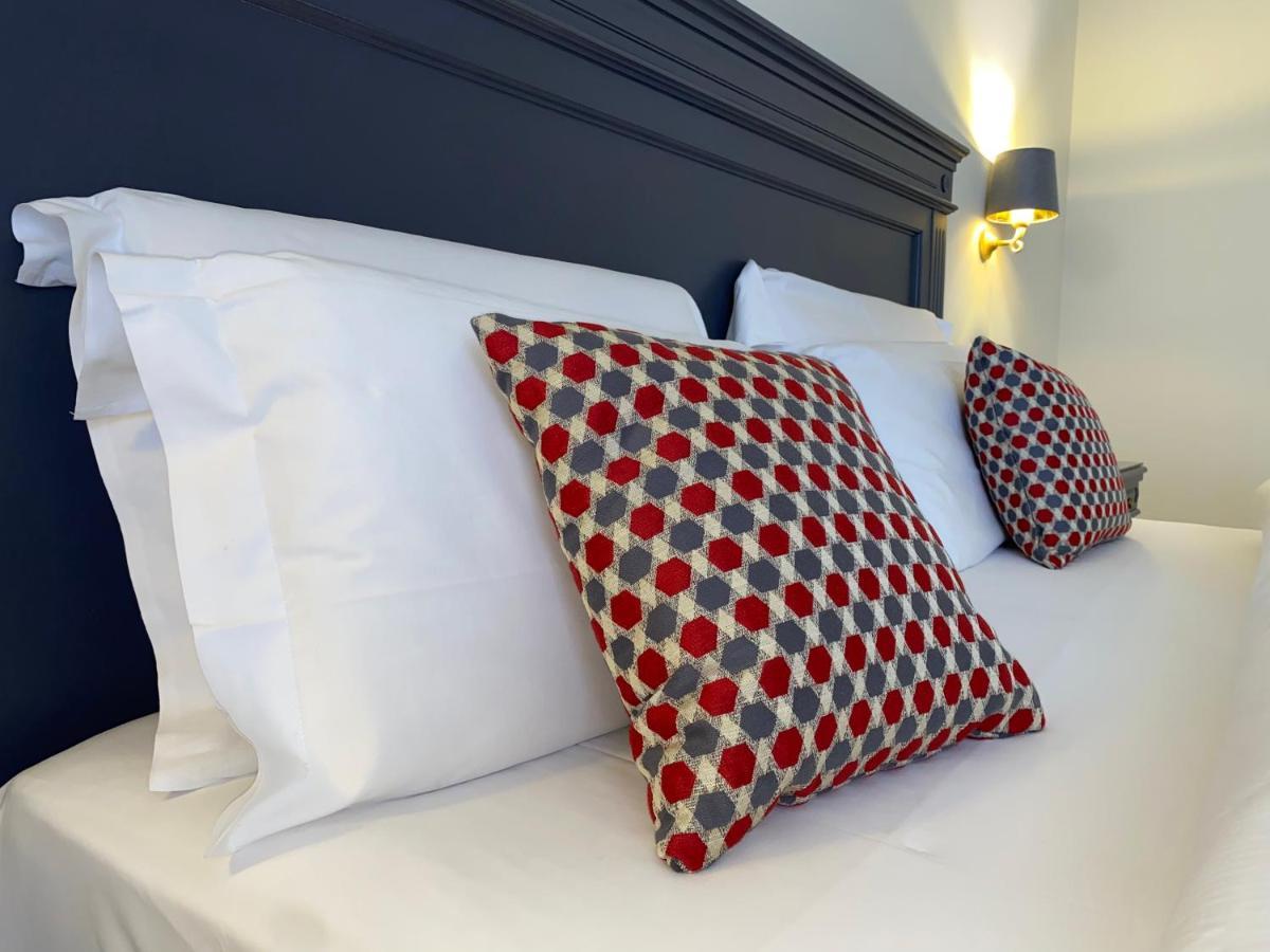 דסנזאנו דל גארדה Hotel Estee מראה חיצוני תמונה