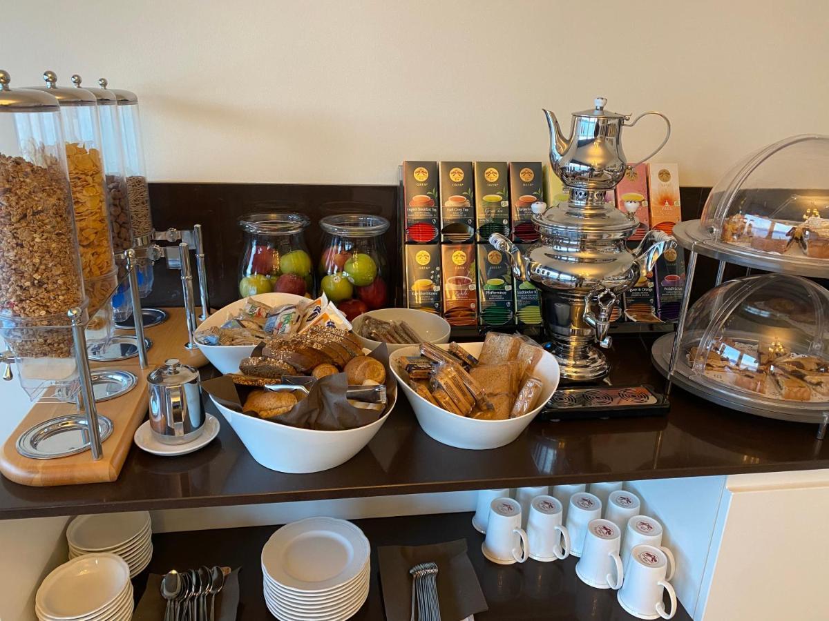 דסנזאנו דל גארדה Hotel Estee מראה חיצוני תמונה