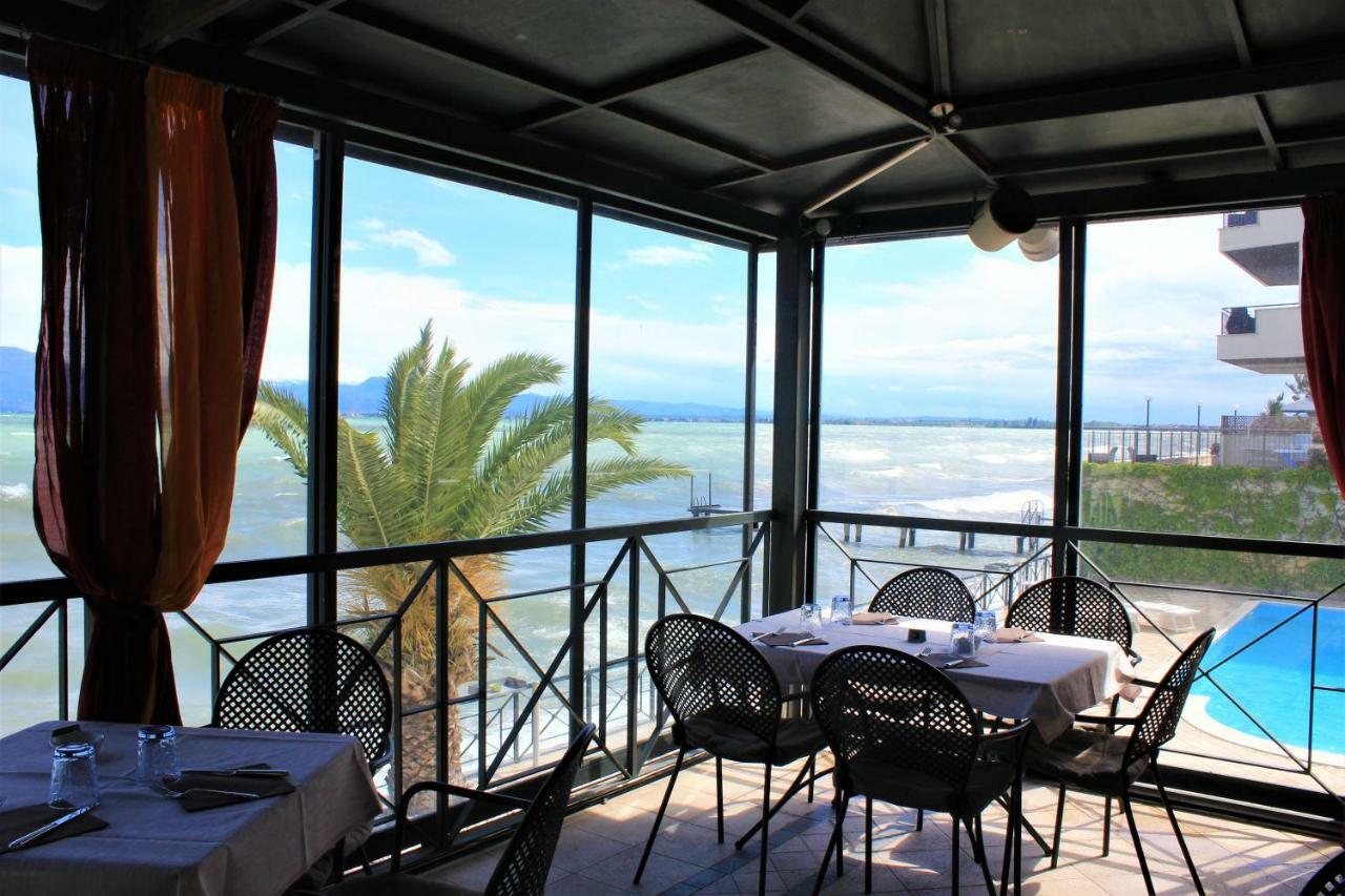 דסנזאנו דל גארדה Hotel Estee מראה חיצוני תמונה